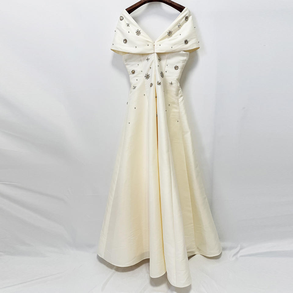 Luxury Beige Shoulder Star Applique A-Line Evening Gown Mikado Satin Ballgown Formal Wedding Dress with Custom Design
